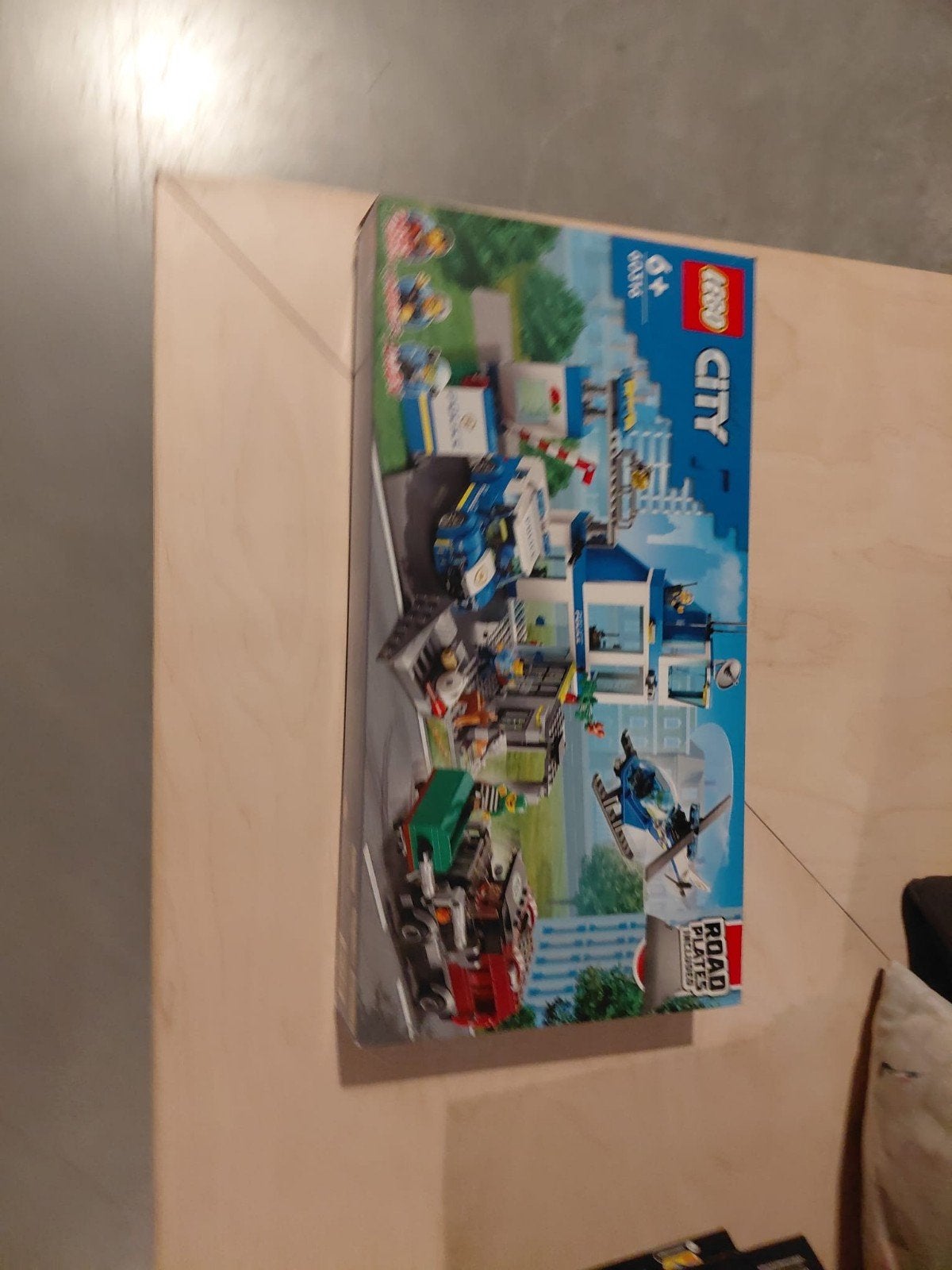 Lego City Politiebureau 60370 - Complete set met doos, Kinderen en Baby's, City, Lego, Ophalen of Verzenden, Zo goed als nieuw