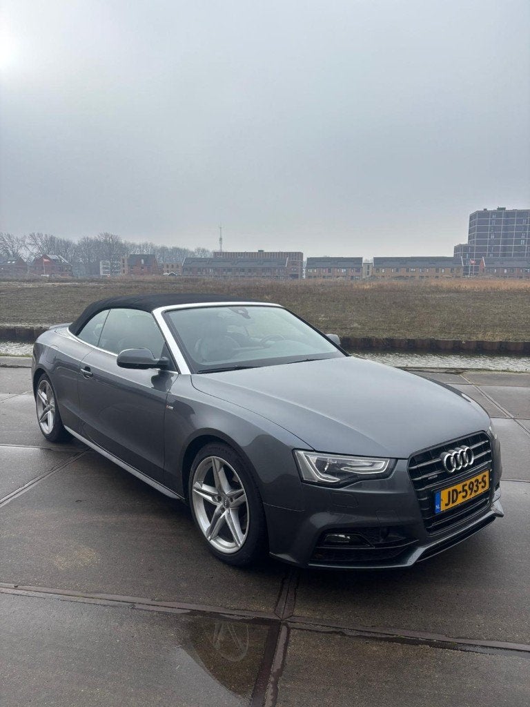Audi A5 2.0 Tfsi 165KW Cabrio Quat. S-tr 2015 Grijs, Auto's, Automaat, Lichtsensor, Zwart, 4 cilinders