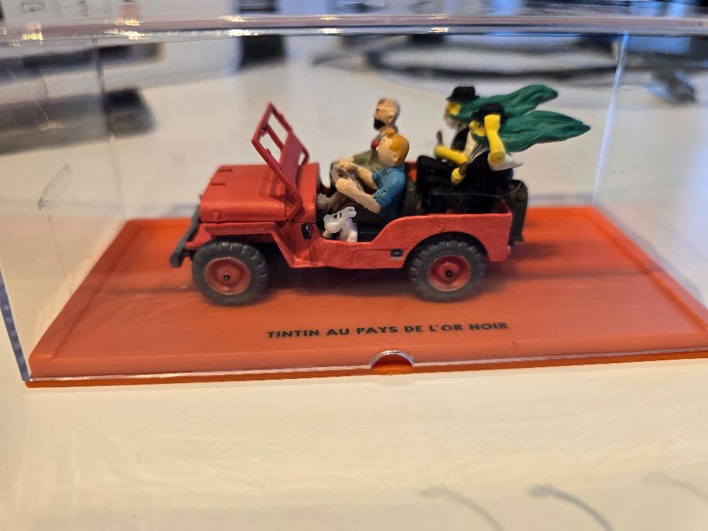 Kuifje model, land van het zwarte goud met groene baarden, Hobby en Vrije tijd, Modelauto's | 1:43, Ophalen of Verzenden, Gebruikt