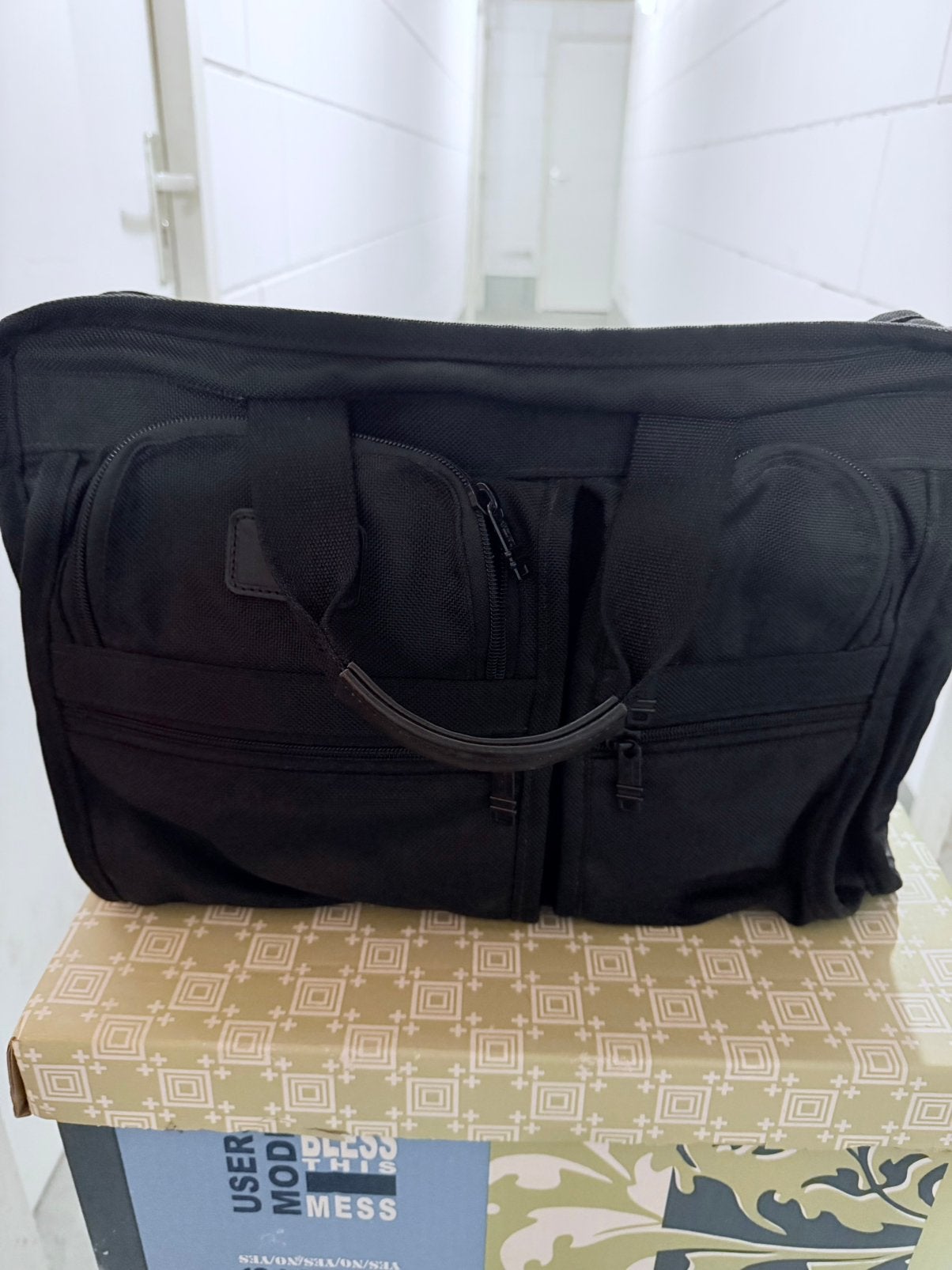 Tumi Laptop tas 17 inch zwart, 17 inch of meer, Ophalen of Verzenden, Zo goed als nieuw, Zwart