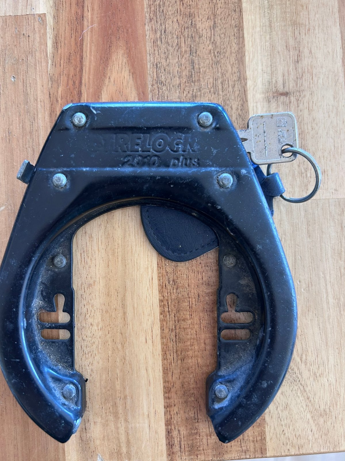 Te koop een stevig fietsslot met sleutel., Ophalen of Verzenden, Zo goed als nieuw