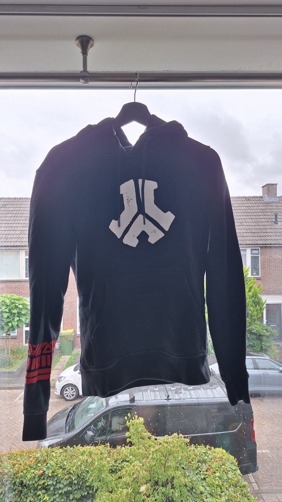 Defqon.1 Hoodie (Q-dance) – Maat M, Ophalen of Verzenden, Zo goed als nieuw, Maat 48/50 (M), Zwart