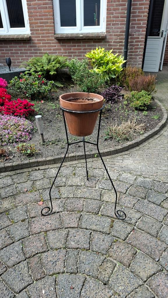 Plantenrek incl pot. 80cm hoog, Ophalen, Gebruikt, Rond, Balkon