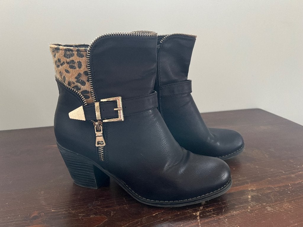 Leuke zwarte dameslaarsjes maat 38, Kleding | Dames, Ophalen, Zwart, Lage of Enkellaarzen, Onbekend