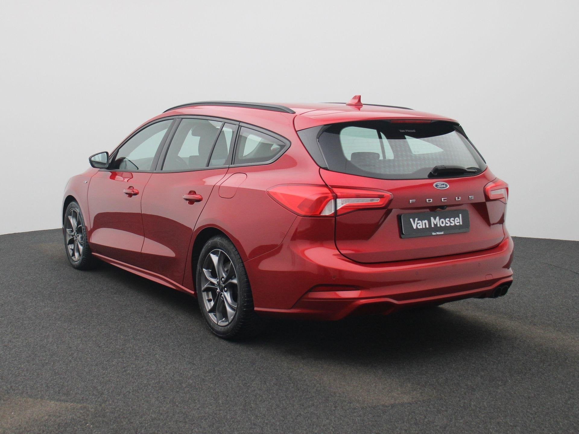 Ford Focus Clipper 1.0i EcoBoost MHEV 114kW ST-Line X DCT |, Auto's, 12 maanden, Stof, Gebruikt, 1451 kg