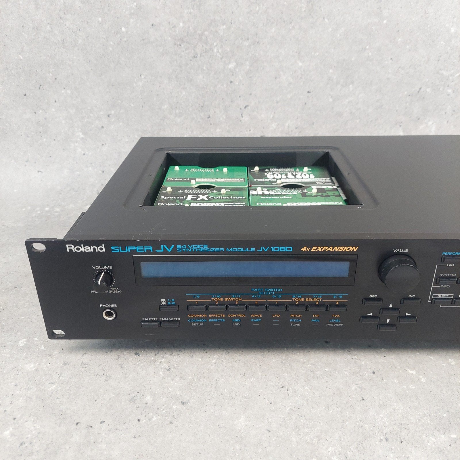 👉Roland JV-1080 & Expansion boards! - Loaded! Classic!, Muziek en Instrumenten, Ophalen of Verzenden, Gebruikt, Roland, Met midi-aansluiting