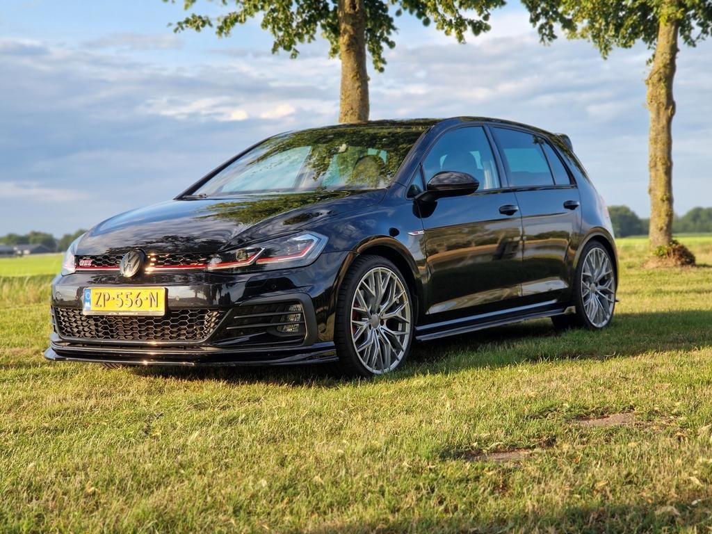 Volkswagen Golf 7.5 GTI 2.0 320PK DSG 2017 Zwart, Auto's, Stof, 4 cilinders, 320 pk, Zwart