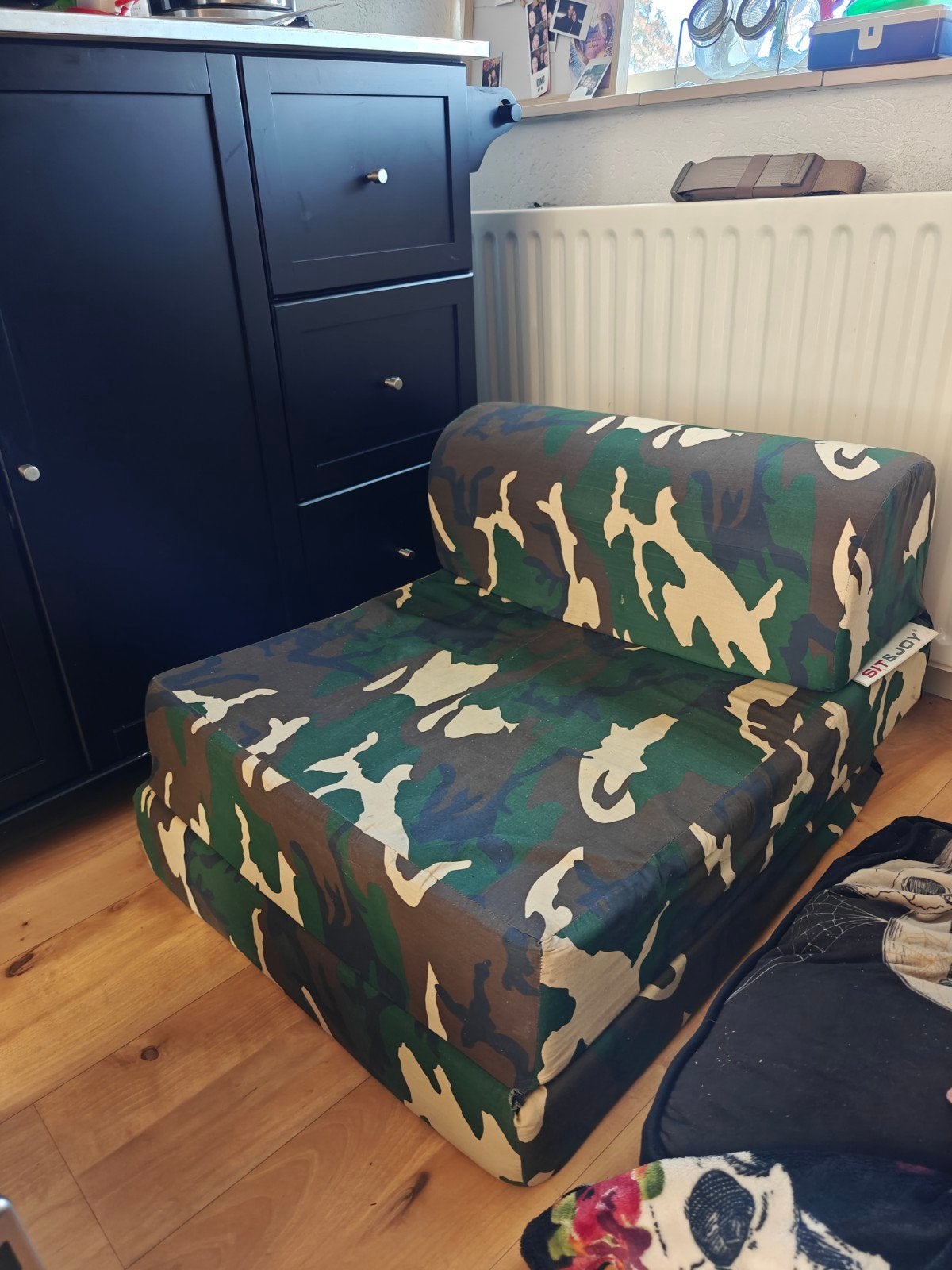 Stoere Opvouwbare slaapbank/poef Sit&Joy met camouflageprint, Ophalen, Gebruikt, Eenpersoons