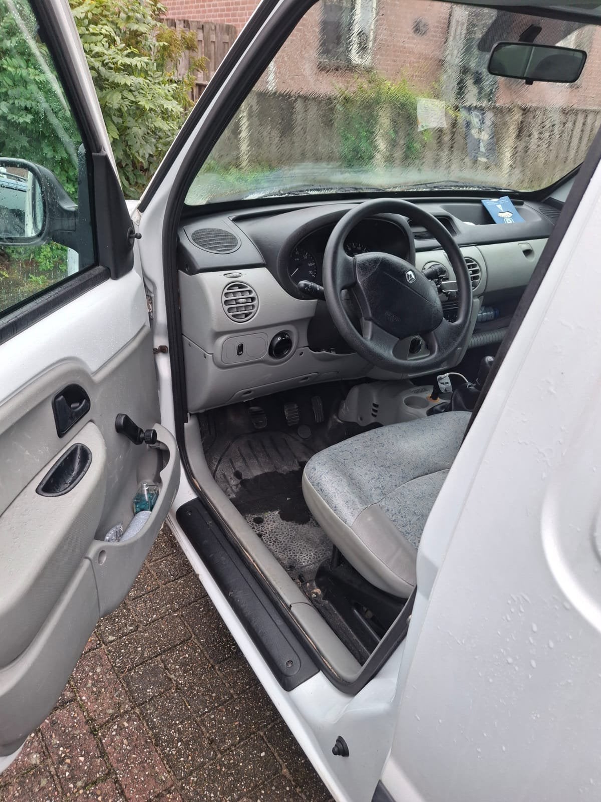 Renault Kangoo 1.2 16V E4 2007, Auto's, Voorwielaandrijving, 74 pk, 1057 kg, 4 cilinders