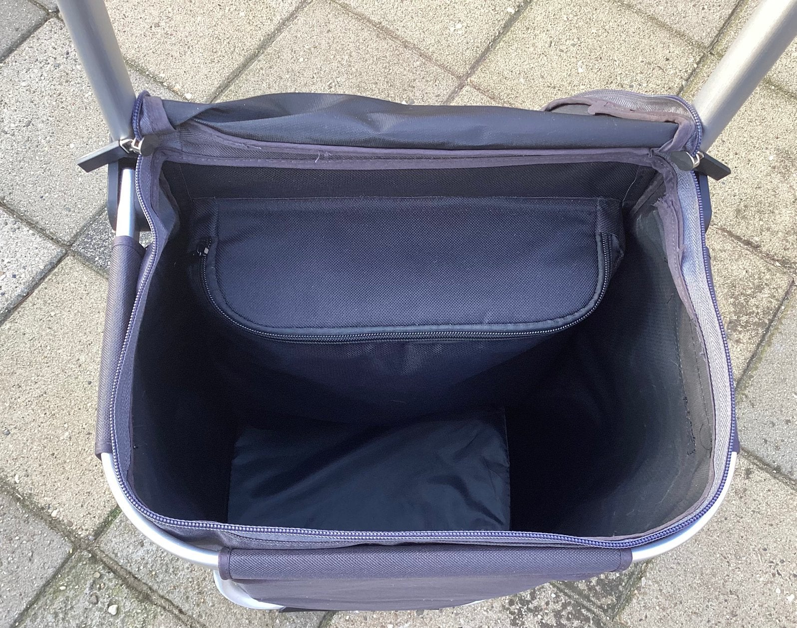 Boodschappen trolley lichtgewicht, 30 cm of meer, Minder dan 40 cm, Zo goed als nieuw, Grijs