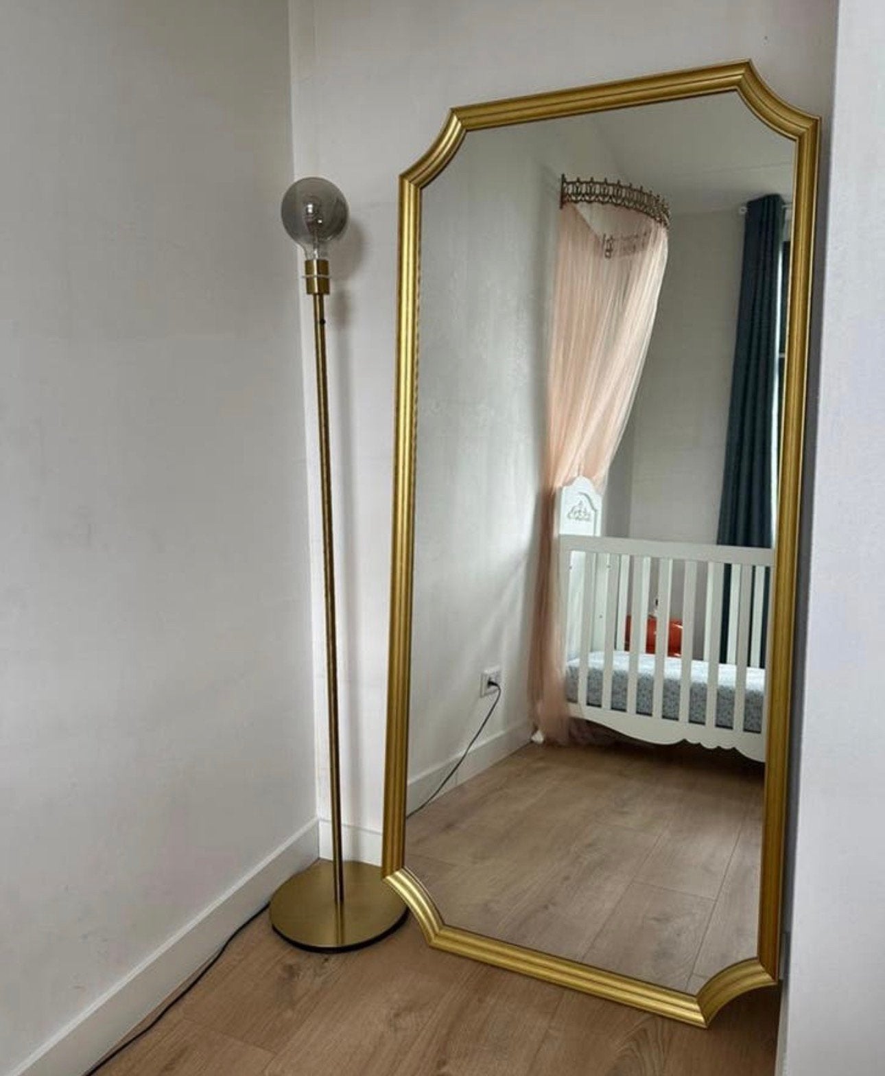 Gouden vloerlamp, Ophalen, 100 tot 150 cm, Zo goed als nieuw, Goud