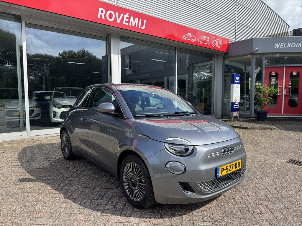 Fiat 500 Icon 42 kWh Automaat, Carplay, Camera, Cruise., Auto's, Fiat, Stof, 118 pk, 4 stoelen, Parkeersensor
