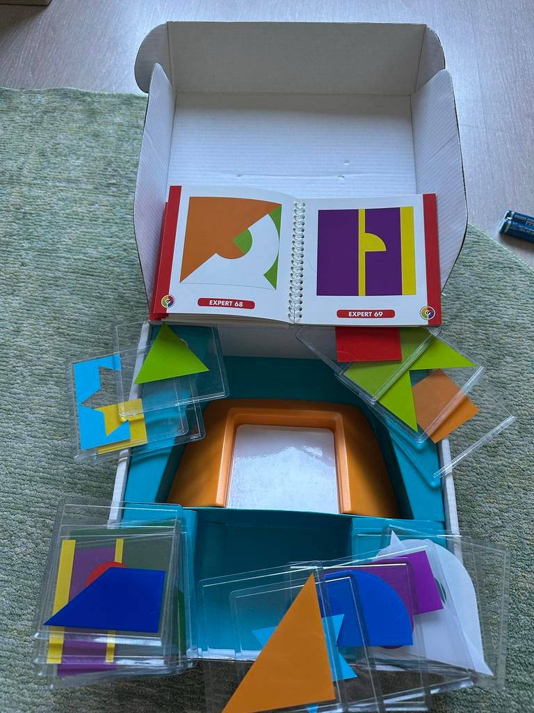 SmartGames Colour Code Puzzelspel, Een of twee spelers, Ophalen of Verzenden, Zo goed als nieuw, Reisspel