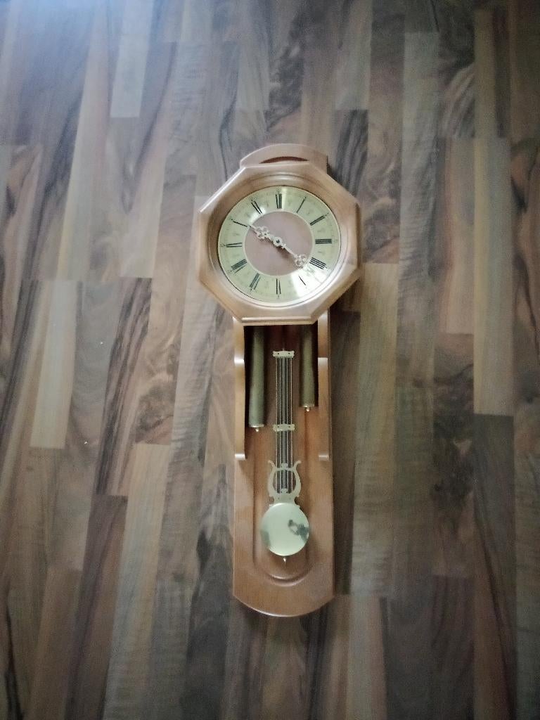 Mooie eiken wandklok, Ophalen, Wandklok