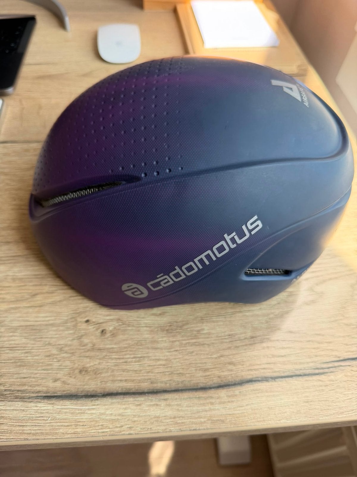 Alpha 3 Aero Schaatshelm Paars S/M (54-57 cm), Ophalen, Zo goed als nieuw, S, Heer of Dame