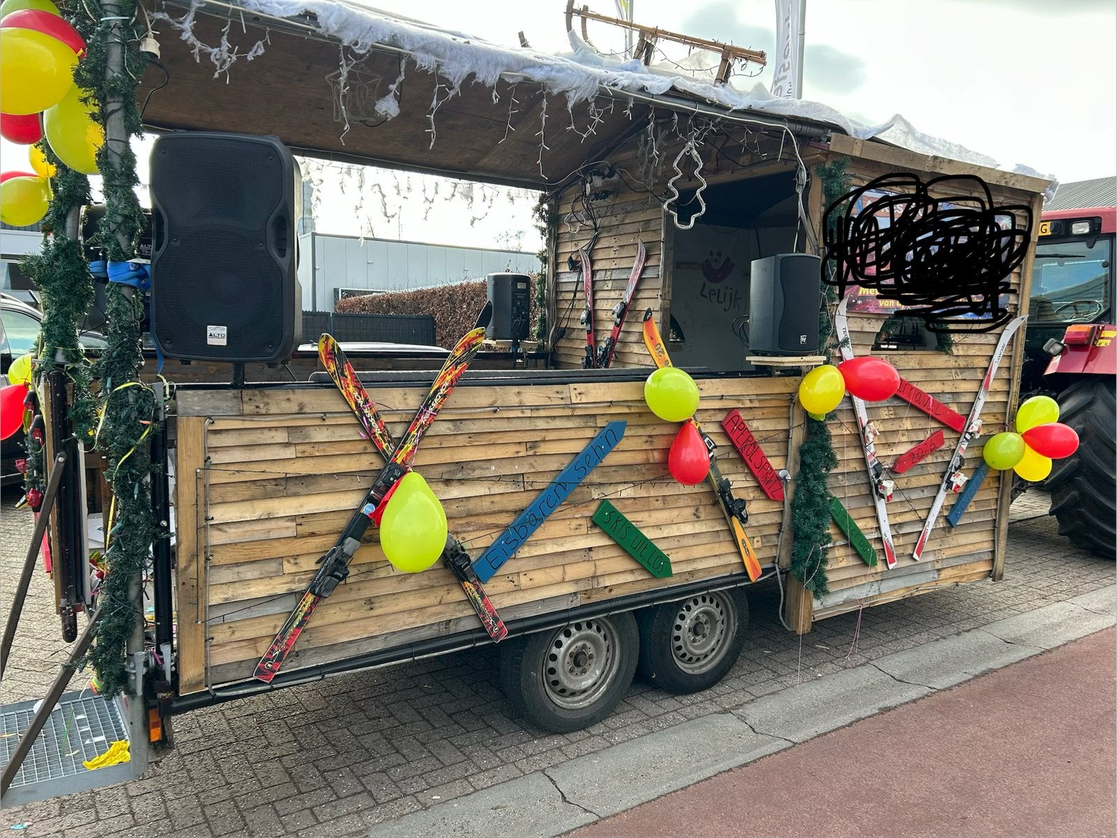 Carnavalswagen Tiroler/ skihut, Ophalen, Gebruikt, Overige typen, Carnaval