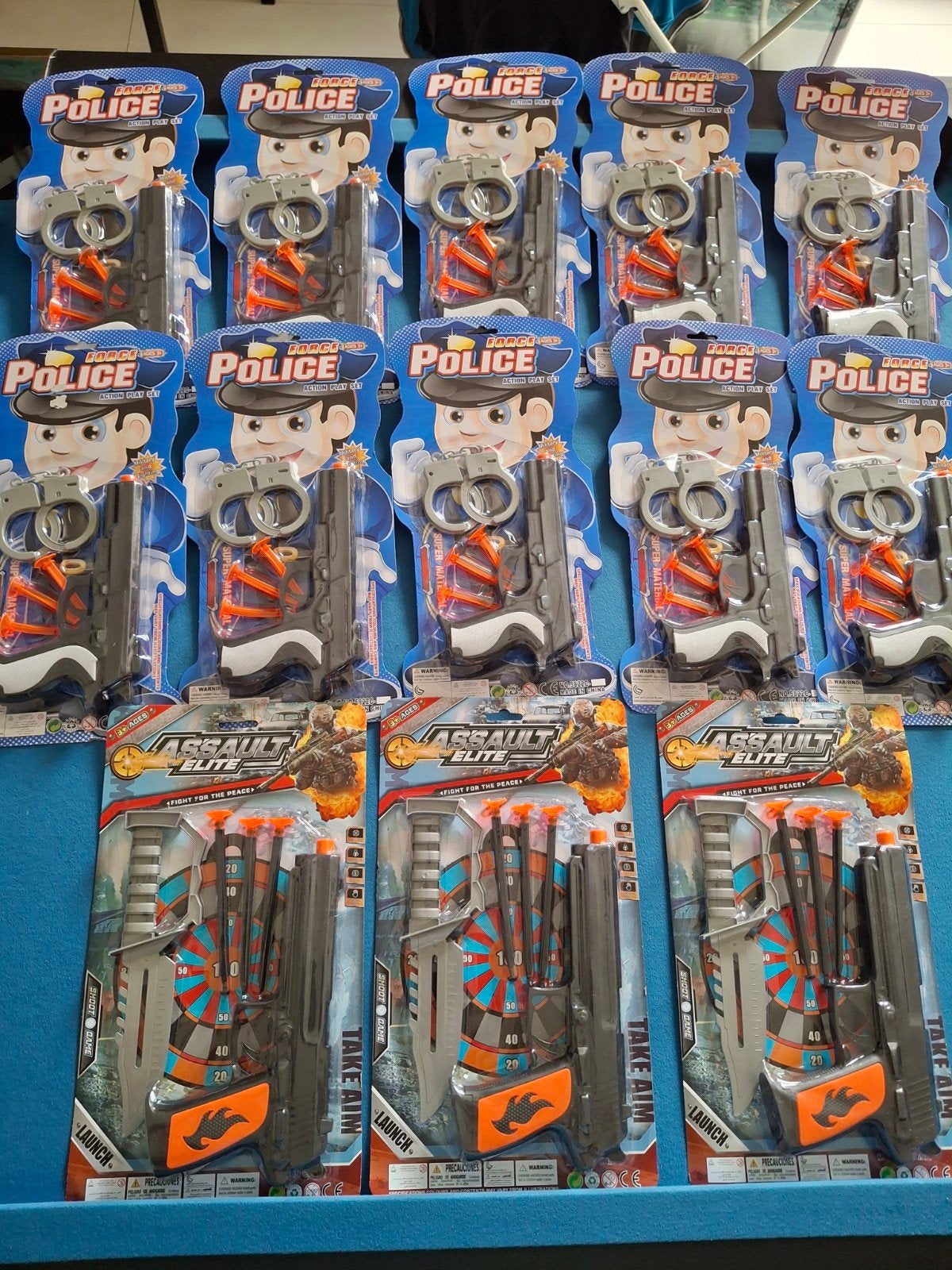13 x politie Speelgoedpistolen en handboeien set - Nieuw, Kinderen en Baby's, Ophalen of Verzenden, Nieuw, Jongen
