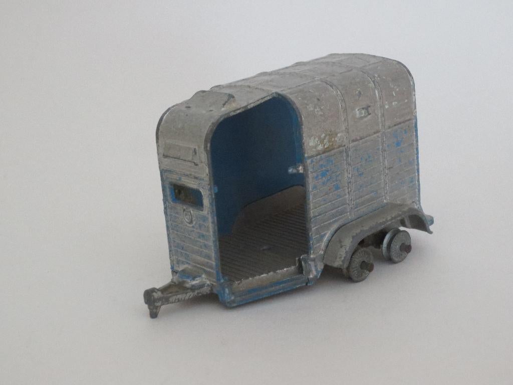 Corgi Toys Paardentrailer voor onderdelen of opknappen, Ophalen of Verzenden, Gebruikt, Tractor of Landbouw, Corgi