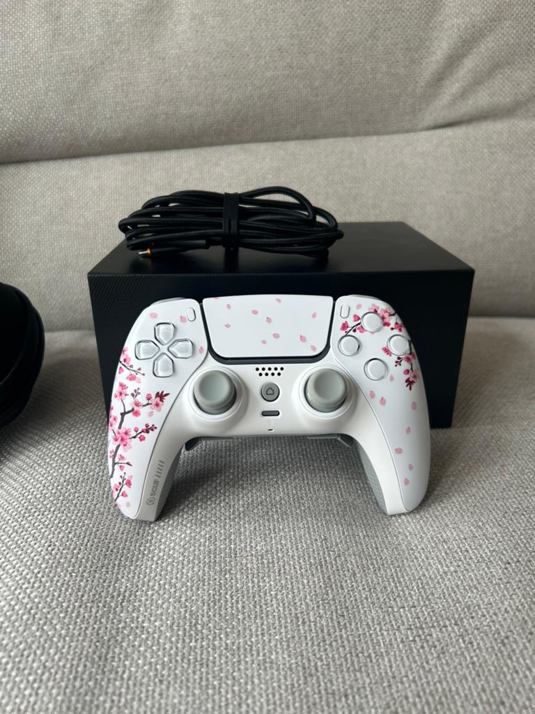 SCUF Reflex Pro Cherry Blossom PS5/PC Controller, Ophalen of Verzenden, Zo goed als nieuw