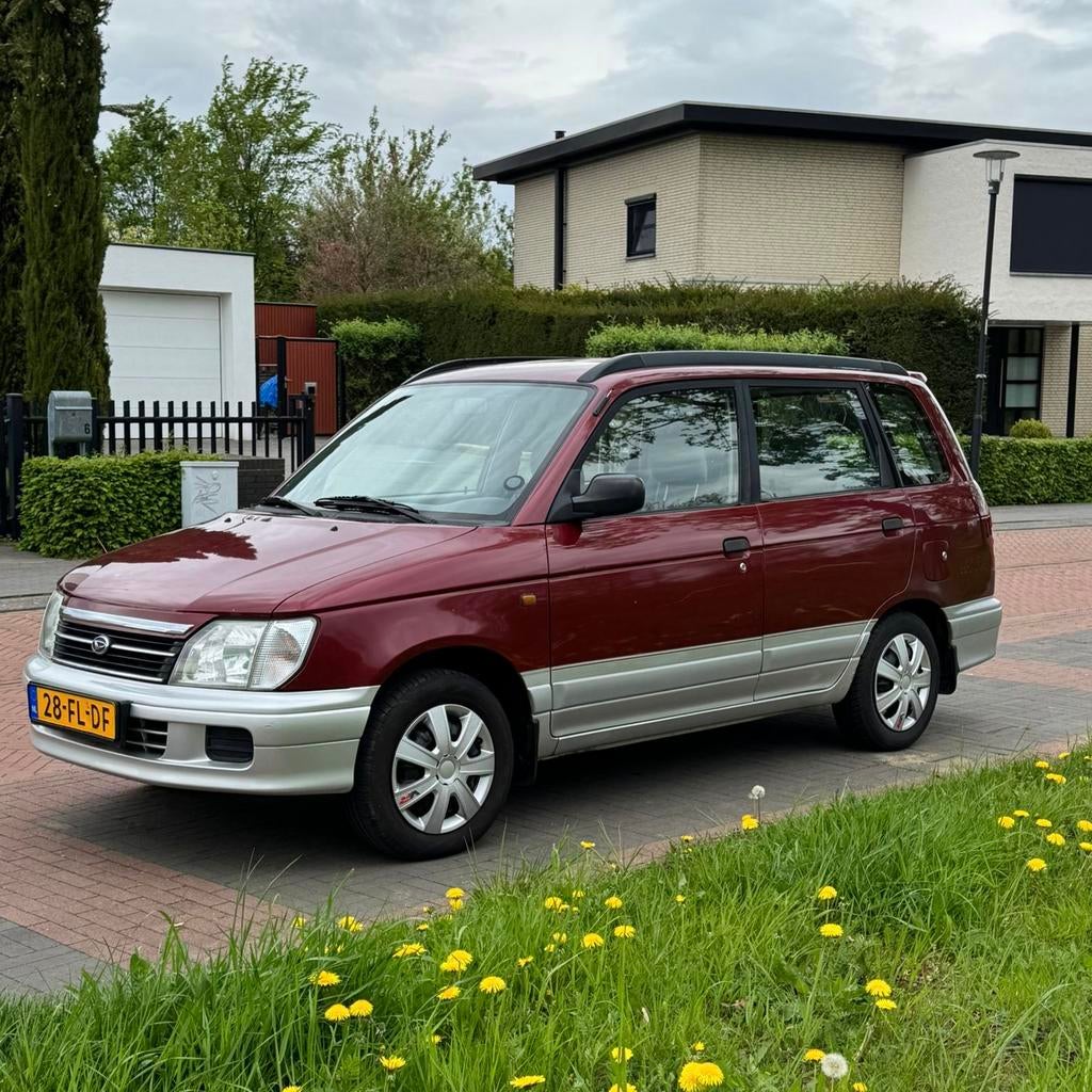 Daihatsu Gran Move 1.6 2000 Rood, Auto's, Daihatsu, Particulier, Gran Move, Benzine, MPV, Handgeschakeld, Origineel Nederlands