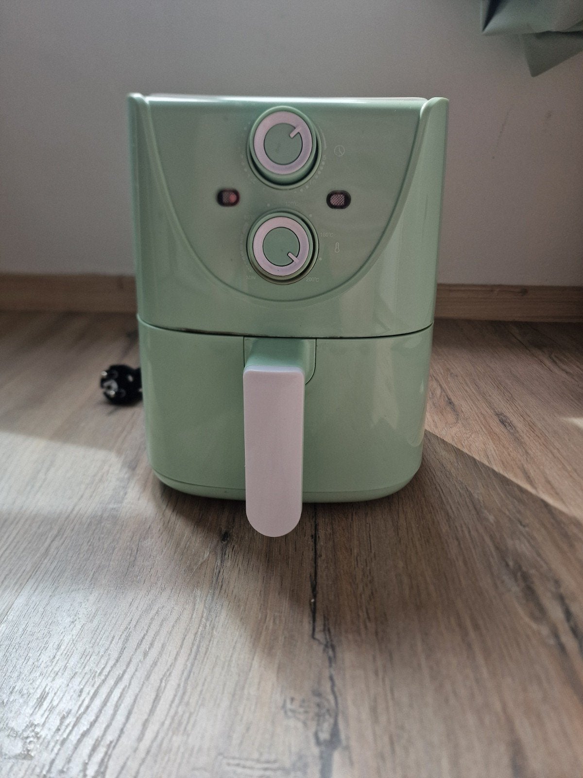 Silvercrest Airfryer, Ophalen of Verzenden, Zo goed als nieuw, Airfryer, Minder dan 750 gram