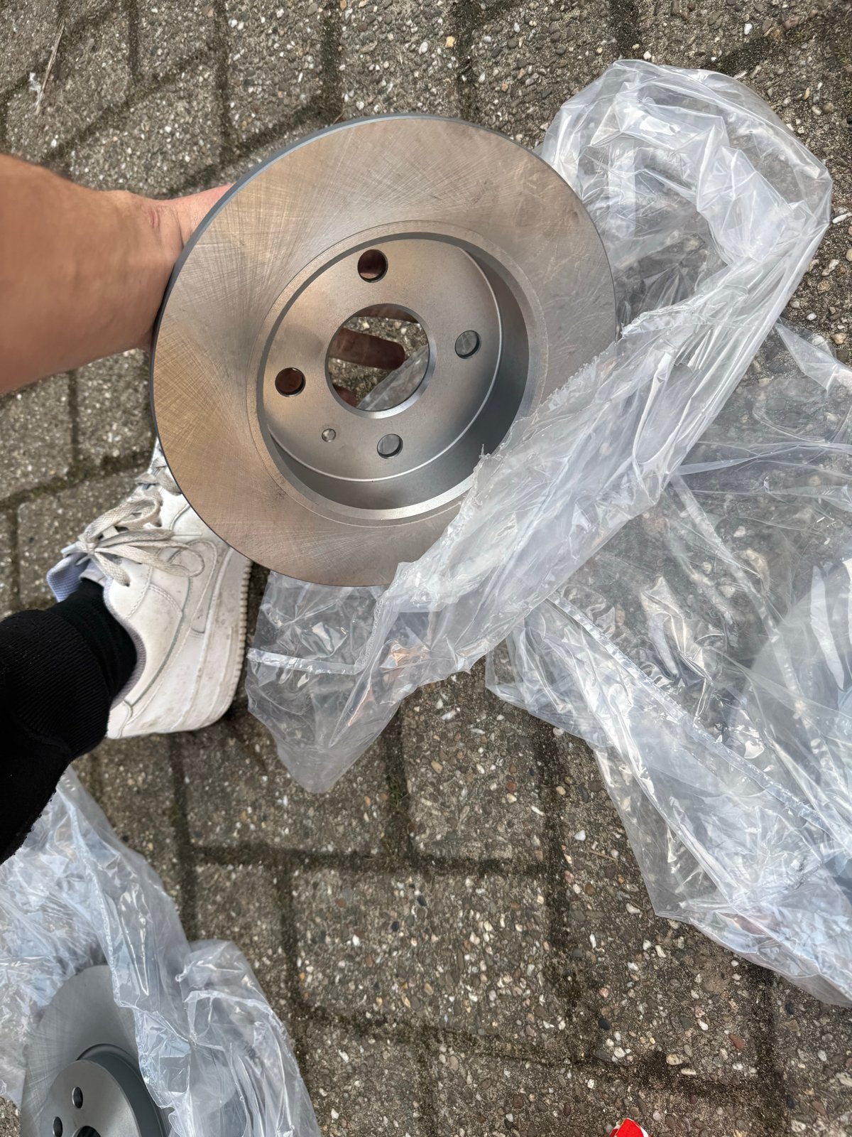 Nieuwe remschijven en remblokken voor Opel Astra H GTC 4x100, Auto-onderdelen, Ophalen of Verzenden, Nieuw, Opel