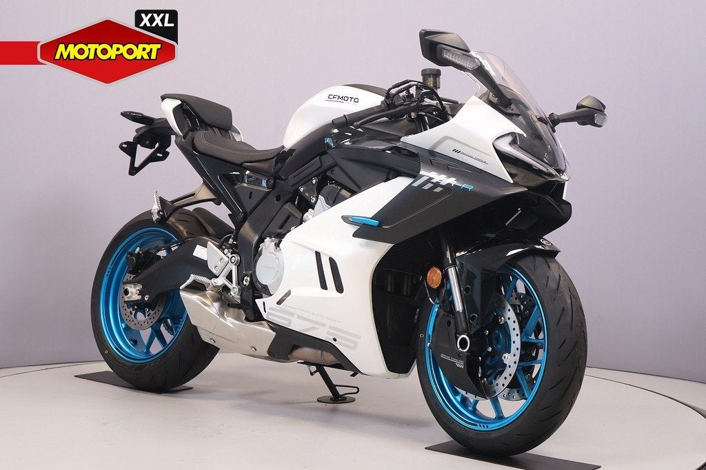 CFMOTO 675 SR-R (bj 2026), Nieuw, Sport, BW Import, Battelsesteenweg 471
B-2800  Mechelen, BE