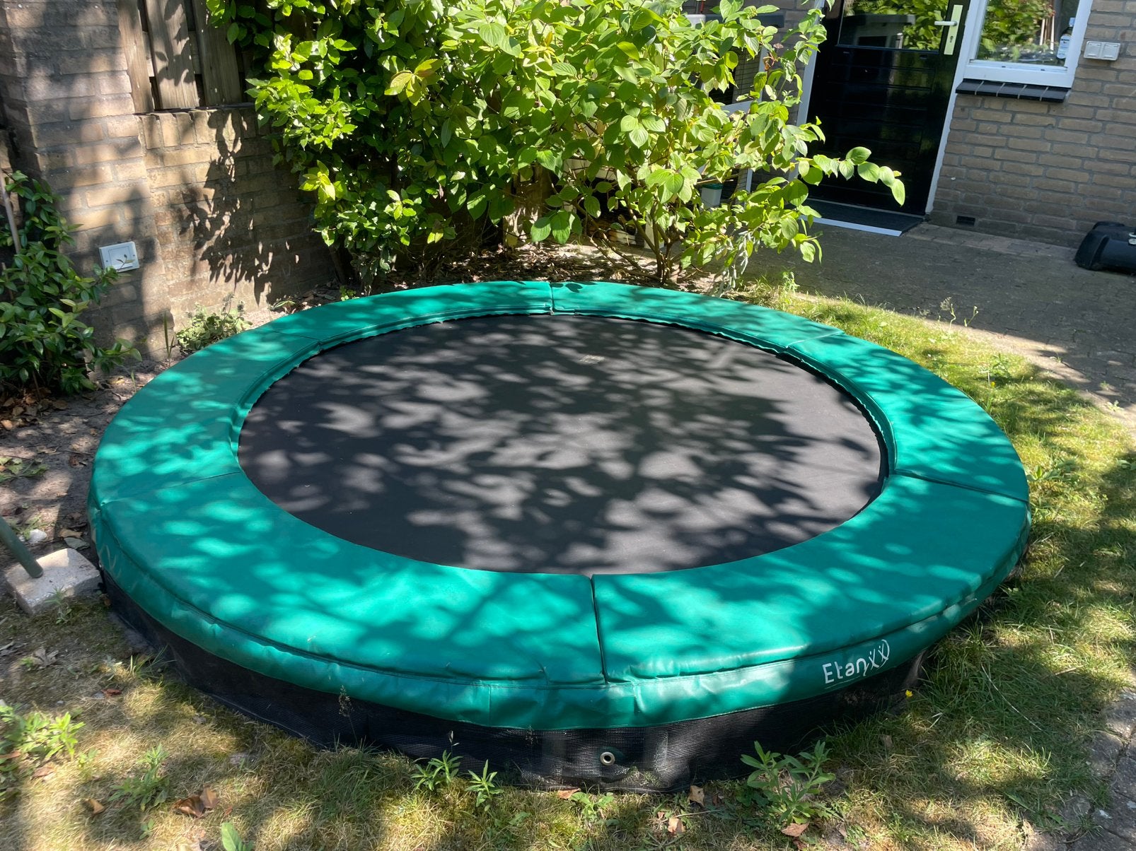 Etan trampoline, 2.40m ø in doorsnee, groen, Ophalen, Zo goed als nieuw
