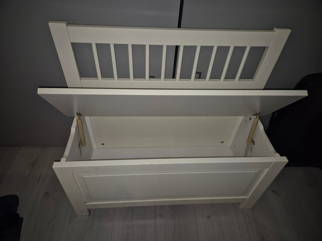 Wit speelgoed bankje met opbergruimte, Ophalen
