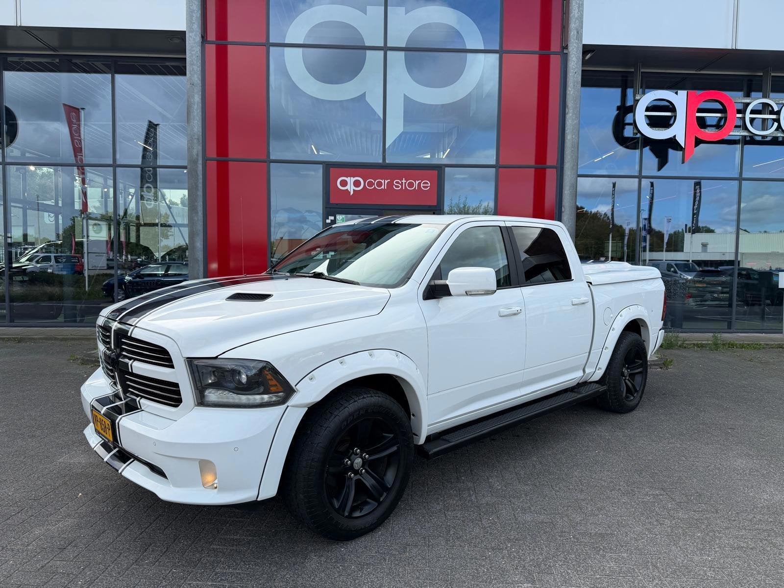 Dodge Ram 1500 5.7 V8 Quad Cab 6'4 | Panorama | Camera | Sto, Auto's, Automaat, Achterwielaandrijving, Gebruikt, 5654 cc