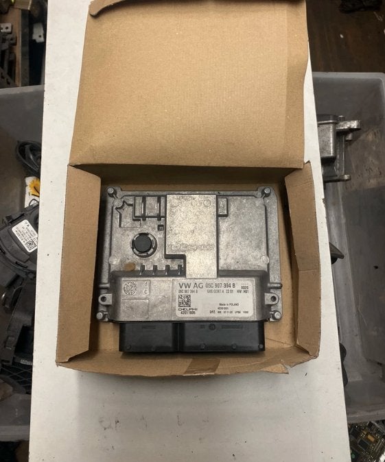 Vw Golf VIII (CD1) 1.0 eTSI 12v (DLAA) 05C907394B Ecu, Ophalen of Verzenden