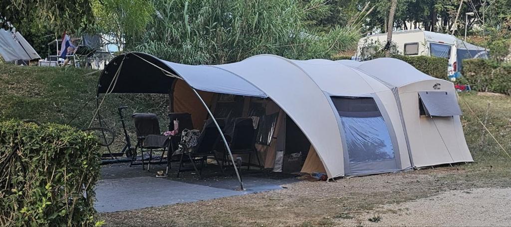 Ultra Complete vouwwagen Cabanon Monaco EPS Deluxe (2020), Caravans en Kamperen, Vouwwagens, Ophalen, Beige, Cabanon, Aanwezig