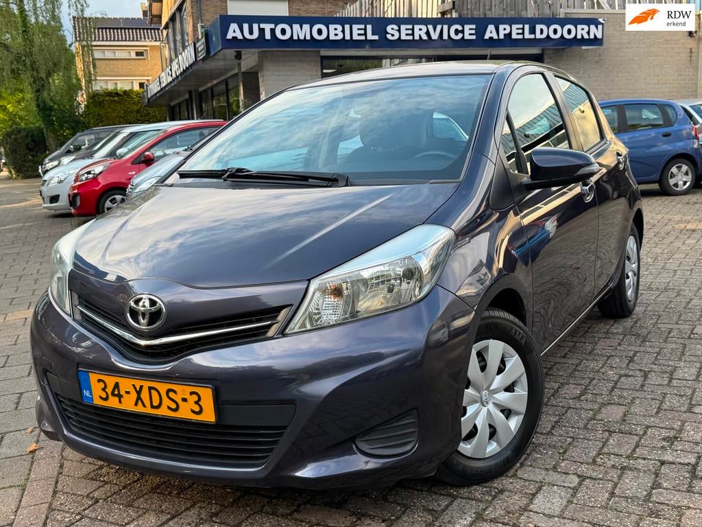 Toyota Yaris 1.0 VVT-i Aspiration*5DRS*AIRCO*STUURBEKR*ELLEK, Auto's, Euro 5, 750 kg, Blauw, Origineel Nederlands