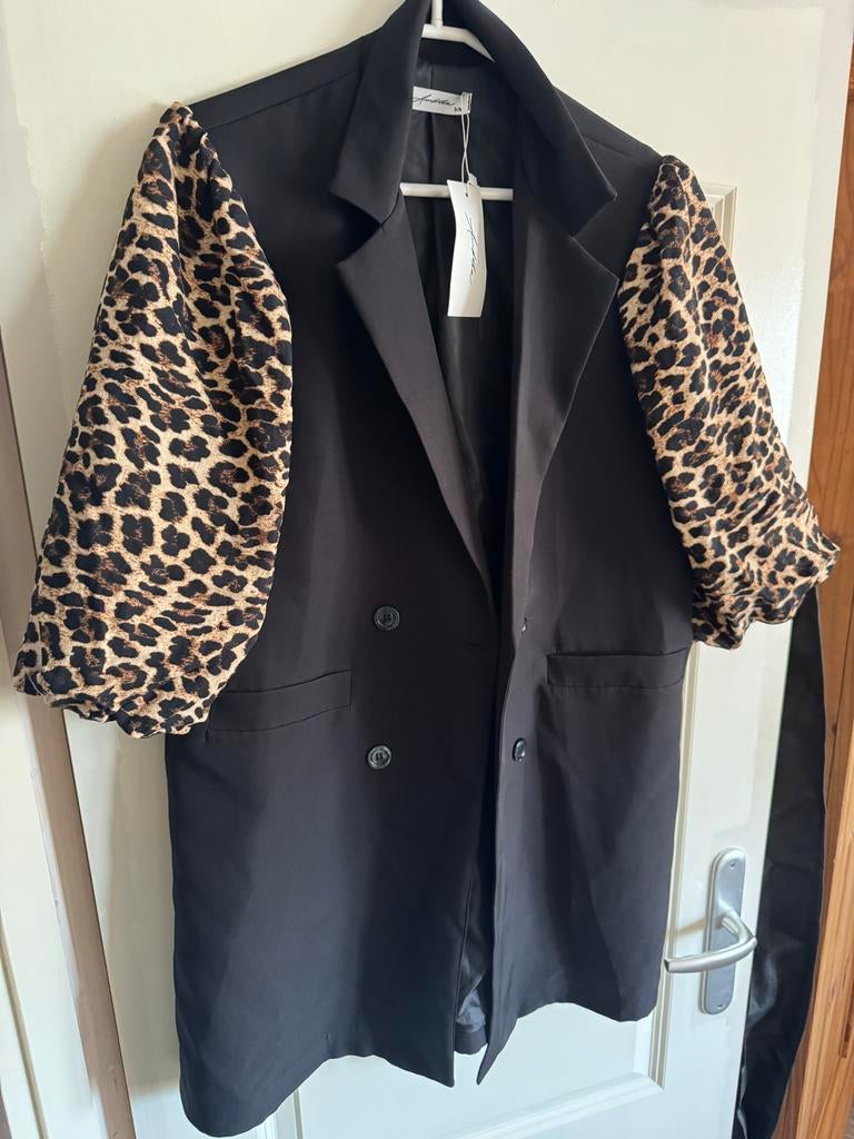 Stoere lange blazer met panterprint mouwen, Ophalen of Verzenden, Nieuw, Maat 38/40 (M), Zwart