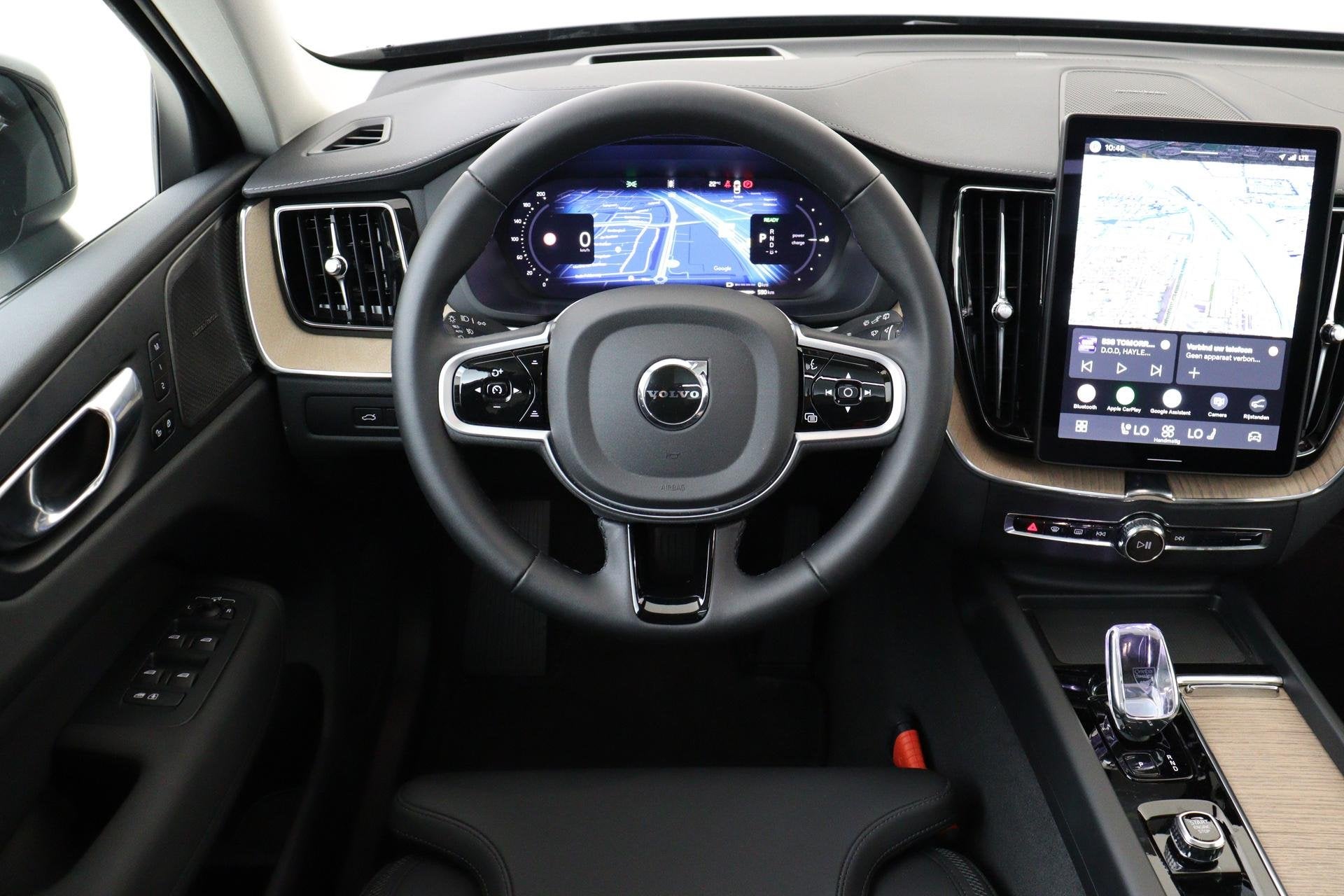 Volvo XC60 II T6 PLUG-IN HYBRID AWD ULTRA DARK -PANO.DAK|HAR, Auto's, Automaat, 12 maanden, Gebruikt, Euro 6