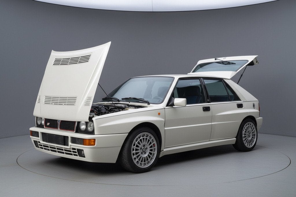 Lancia Delta 2.0-16V HF Integrale Evoluzione II Bianco Perla, Auto's, Oldtimers, 1995 cc, Wit, Handgeschakeld, Vierwielaandrijving