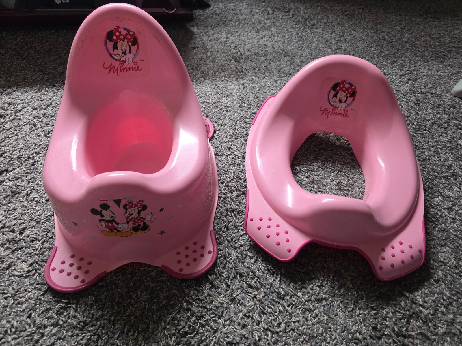 Disney Minnie Mouse potje + WC-verkleiner – Roze

Leu, Ophalen, Gebruikt, Taarten, Versiering