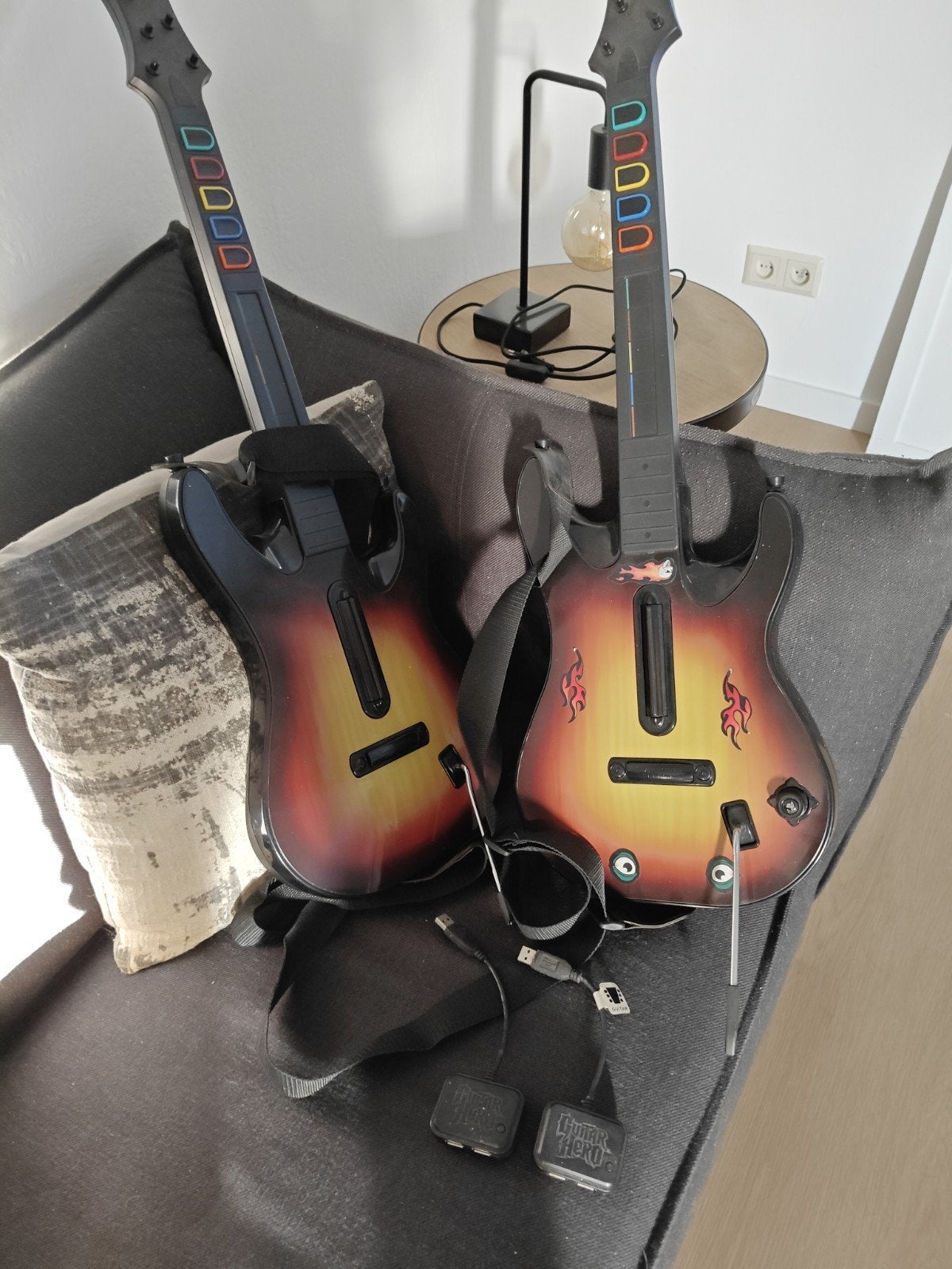 2x Guitar Hero gitaren met ontvangers, Ophalen of Verzenden, Overige merken, Gebruikt
