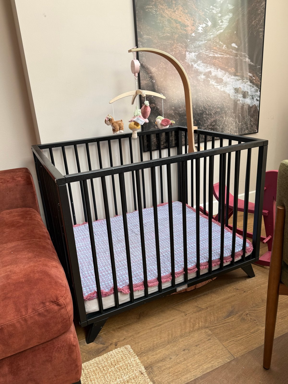 Zwarte box van Bopita met boxmatras, Kinderen en Baby's, Boxen, Ophalen, Gebruikt, Rechthoekig, In hoogte verstelbaar