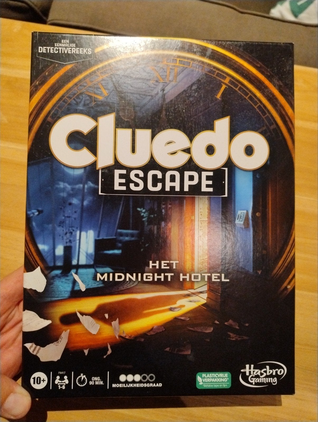 Cluedo Escape: Het Midnight Hotel - Zo goed als nieuw, Hobby en Vrije tijd, Een of twee spelers, Ophalen of Verzenden, Zo goed als nieuw