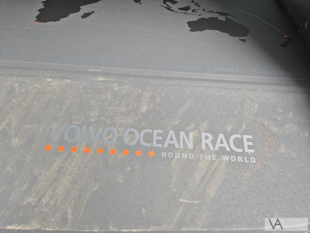 Volvo XC60 2009 - 2017 rolhoes rollo hoedenplank OCEAN RACE, Gebruikt, -, -, Ophalen of Verzenden