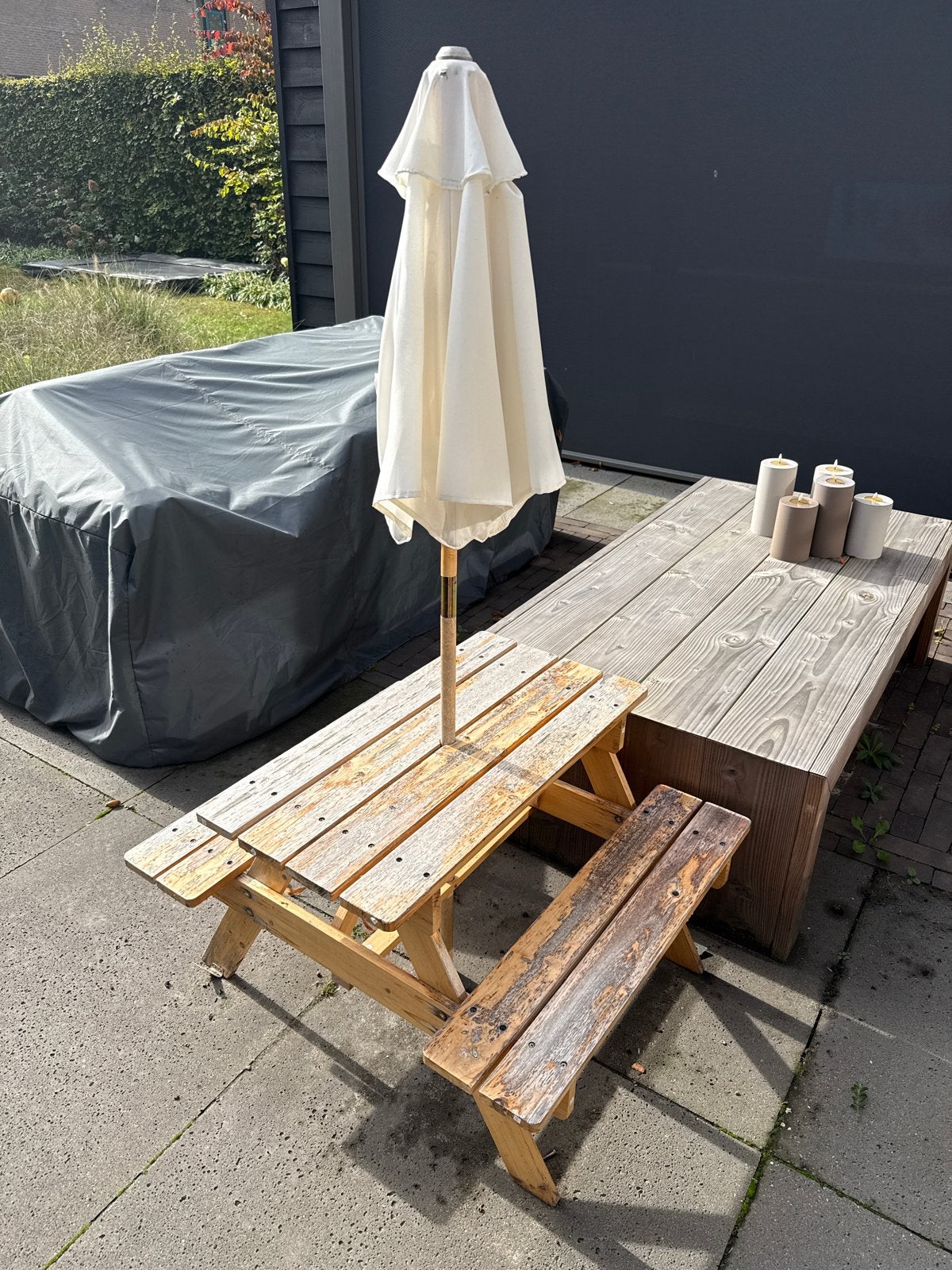 Houten kinderpicknicktafel met parasolgat