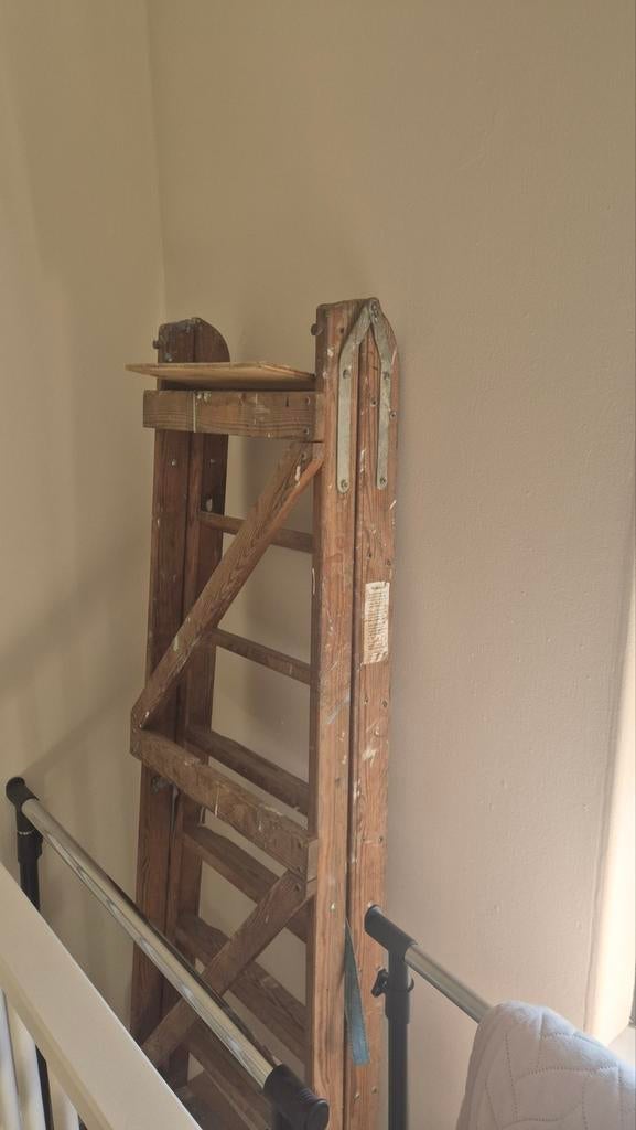 Houten trap met 8 treden, opvouwbaar, Ophalen, Gebruikt, Trap, Opvouwbaar of Inschuifbaar