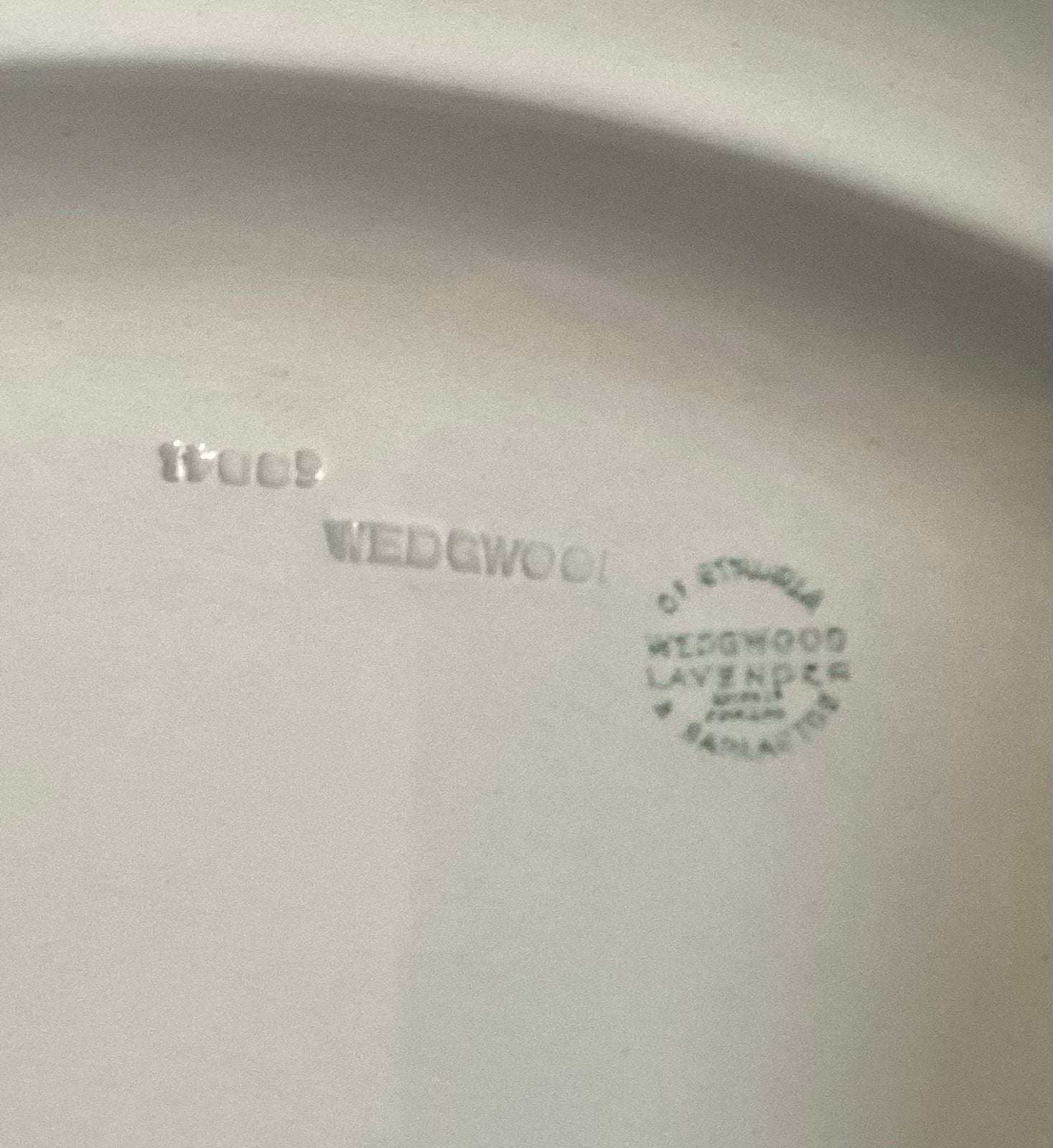 Wedgwood Lavender Ovale Serveerschaal, Antiek en Kunst, Antiek | Servies los, Verzenden