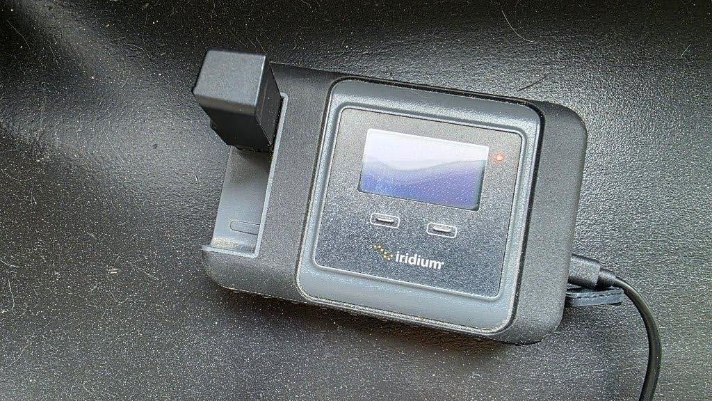 Iridium Go, Ophalen, Zo goed als nieuw, Communicatie