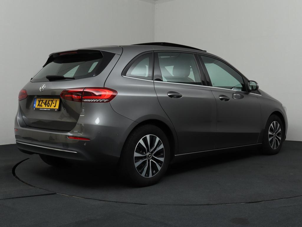 Mercedes-Benz B-klasse 180 Business Solution | Elektrisch Pa, 136 pk, Gebruikt, 4 cilinders, 700 kg
