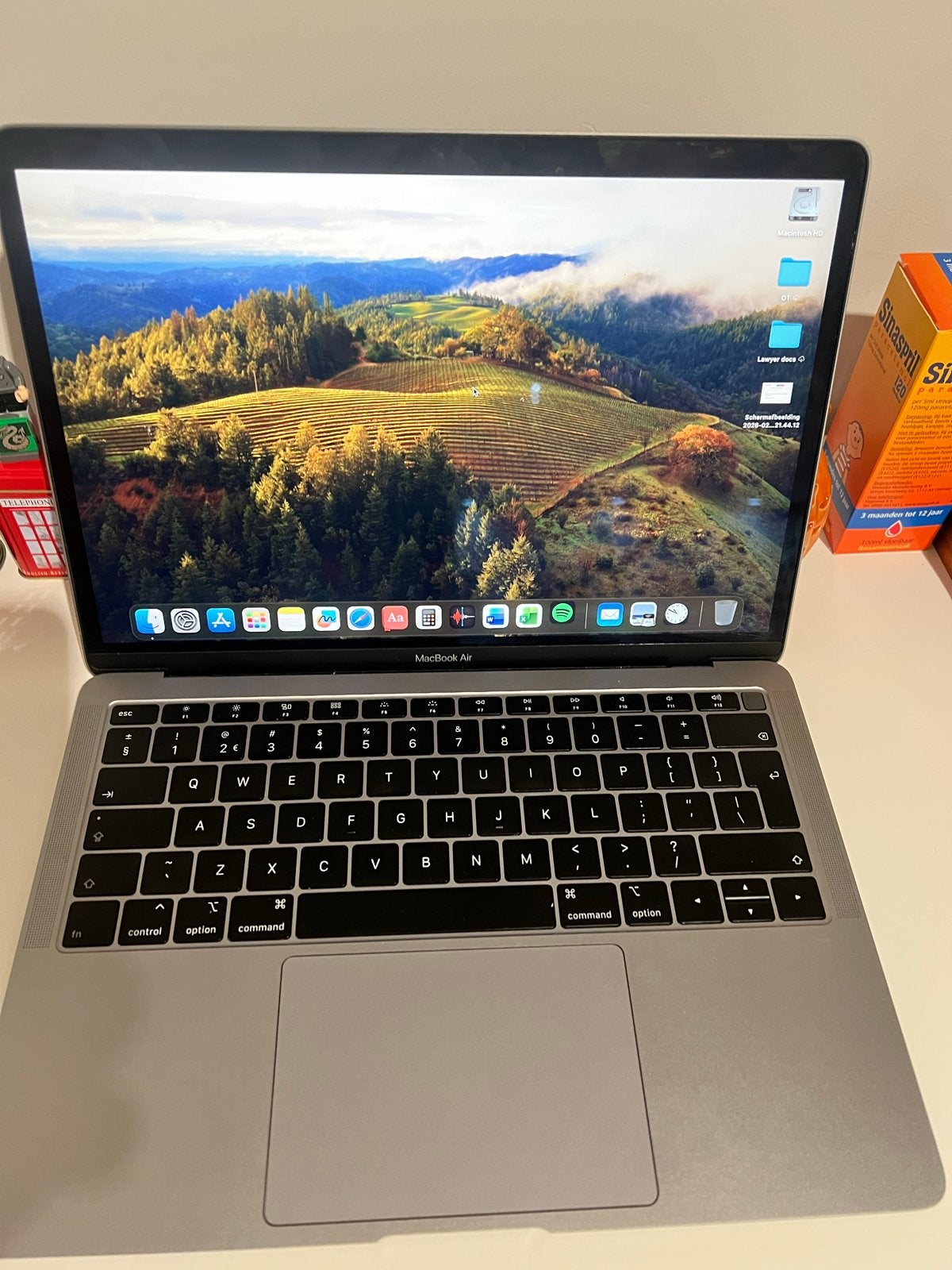 MacBook Air 13 inch - 128GB - Spacegrijs + hoes, Computers en Software, Ophalen, Qwerty, 8 GB, 13 inch