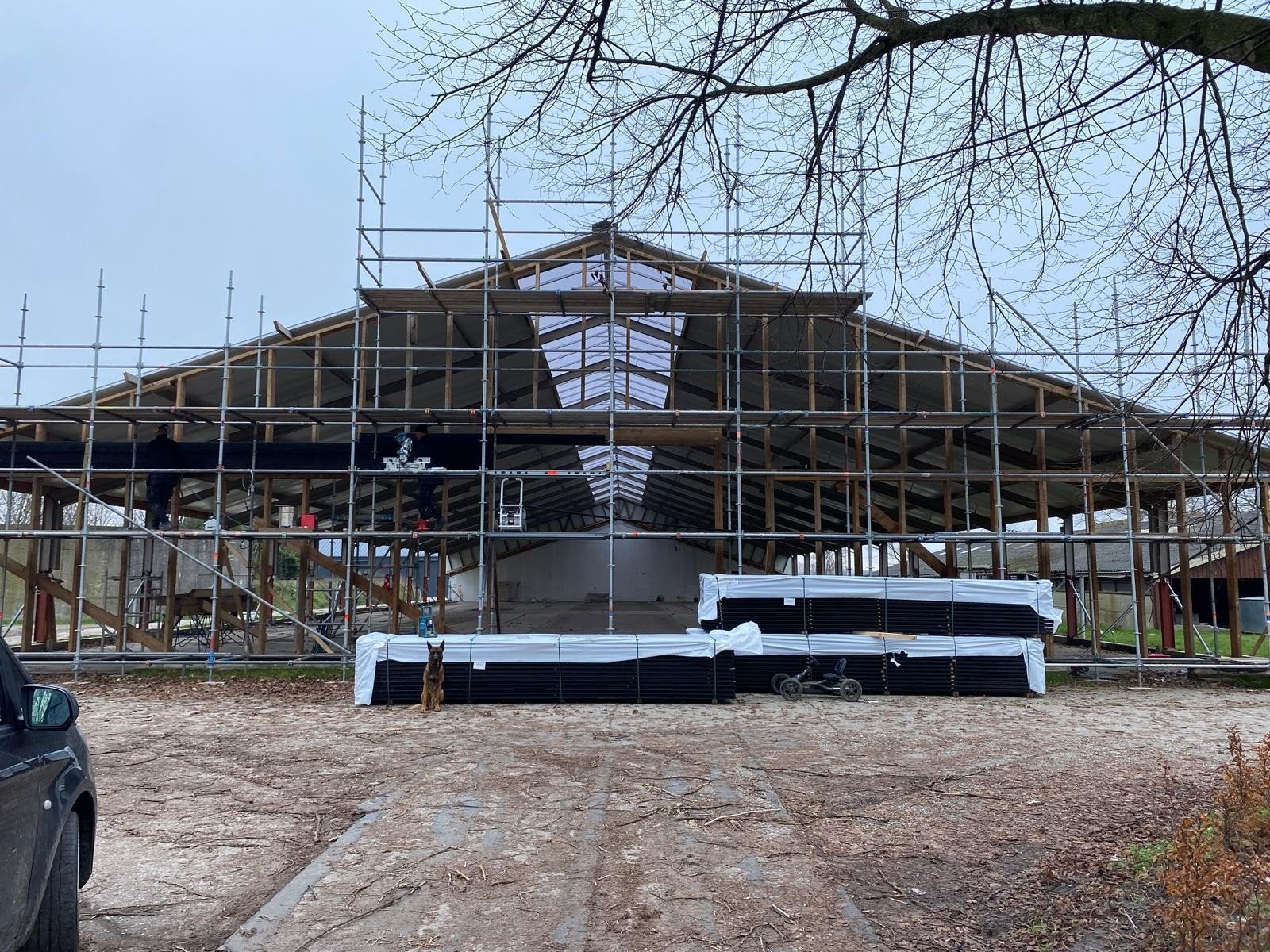 Layher Steiger Te Huur - Geplaatst & Direct Beschikbaar, Doe-het-zelf en Verbouw, Ophalen of Verzenden, Gebruikt, Gevelsteiger