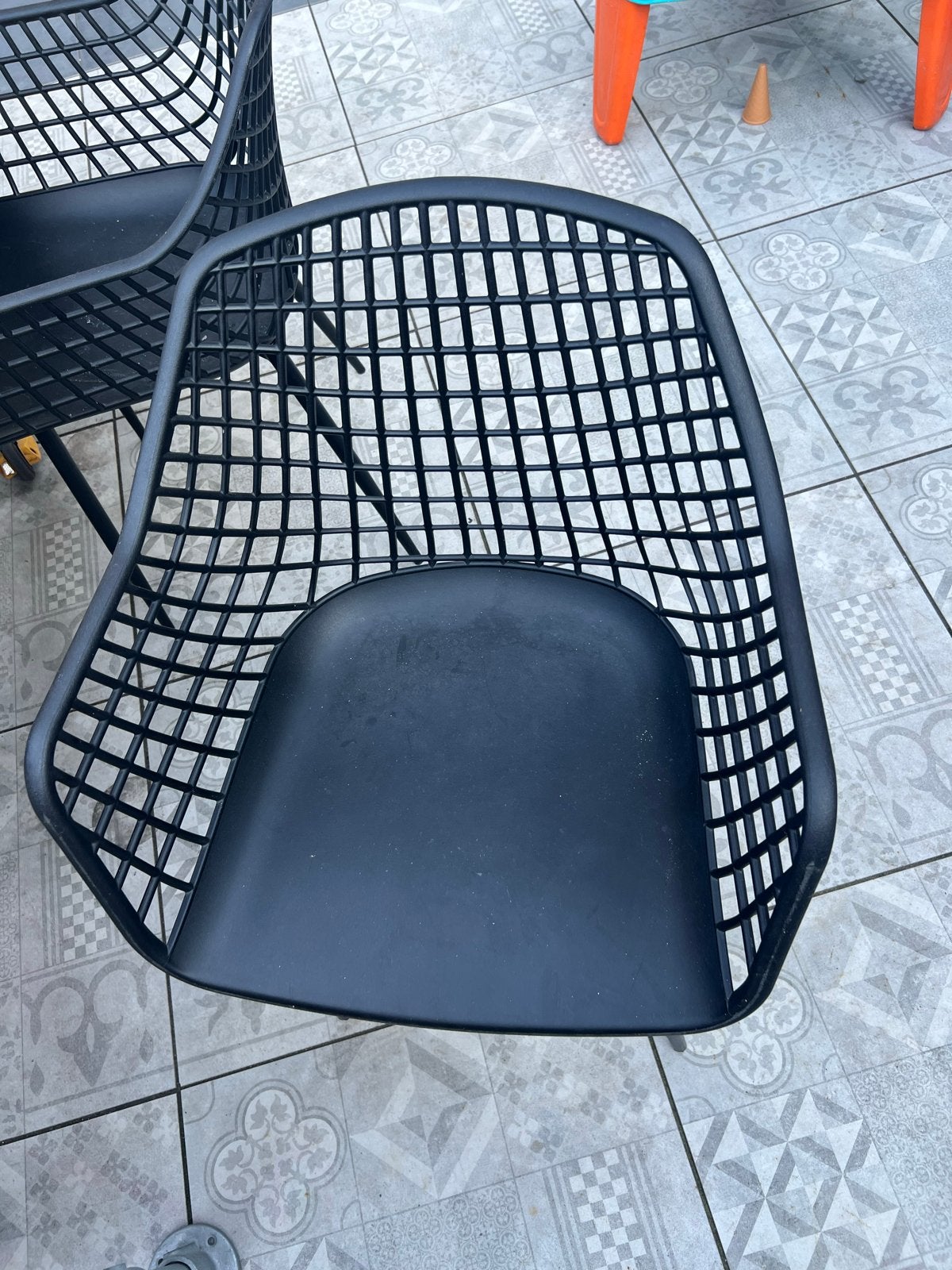 2 Moderne Kuipstoelen Webbing Zwart - Comfortabel & Stijlvol, Ophalen, Kunststof, Gebruikt, Zwart