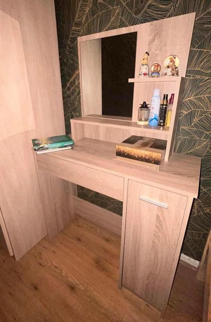 Kaptafel met spiegel, Huis en Inrichting, Tafels | Kaptafels, Ophalen of Verzenden, Zo goed als nieuw